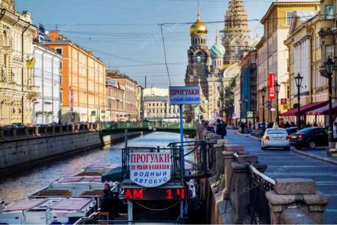 Die Straßen des St. Petersburg